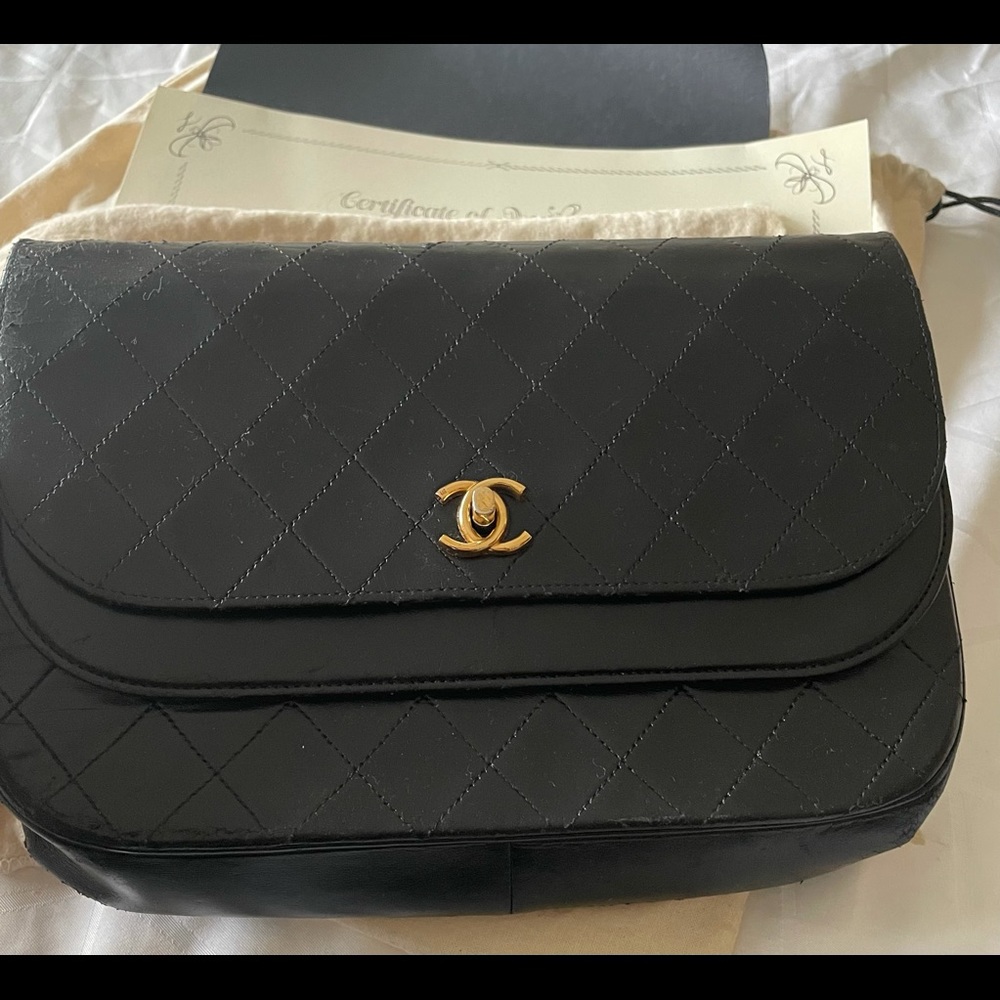 CHANEL VINTAGE DOUBLE FLAP